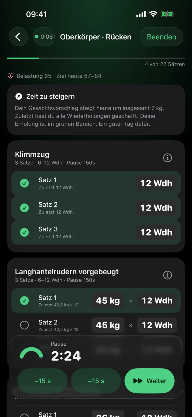 Trainingsansicht in LeibFit: 4 von 22 Sätzen abgehakt, Langhantelrudern mit 45 kg, oben Belastung 65 gegen das Tagesziel 67–84, dazu der laufende Pausen-Timer bei 2:24
